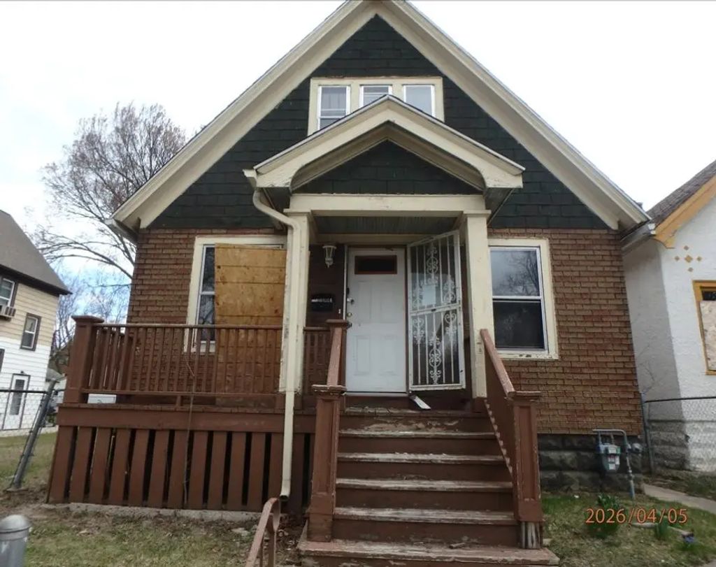 3534 N 15th St 3534 A, Milwaukee