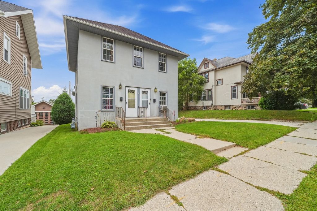 217 Leavens Ave 219, Sheboygan Falls