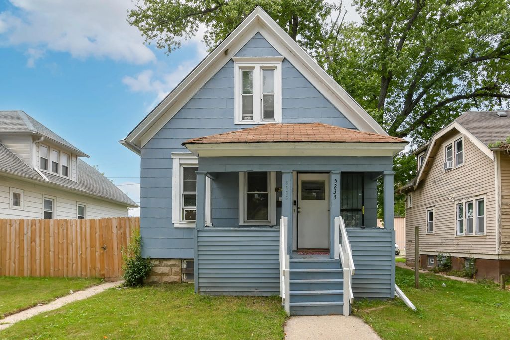 5233 N 38th St, Milwaukee