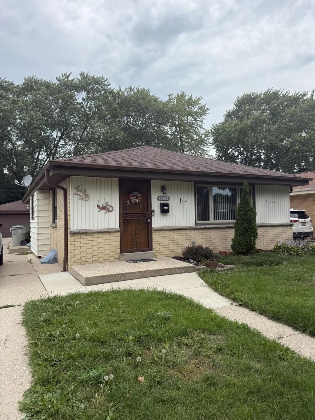 4029 N 72nd St, Milwaukee
