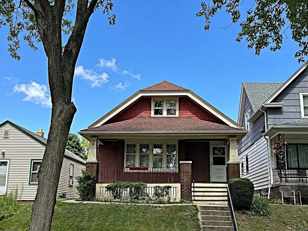 627 E Russell Ave, Milwaukee