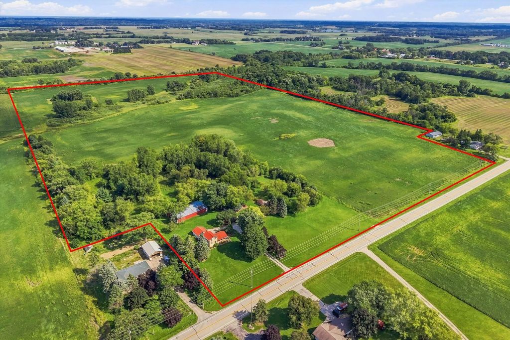 7207 County Highway V -, Caledonia