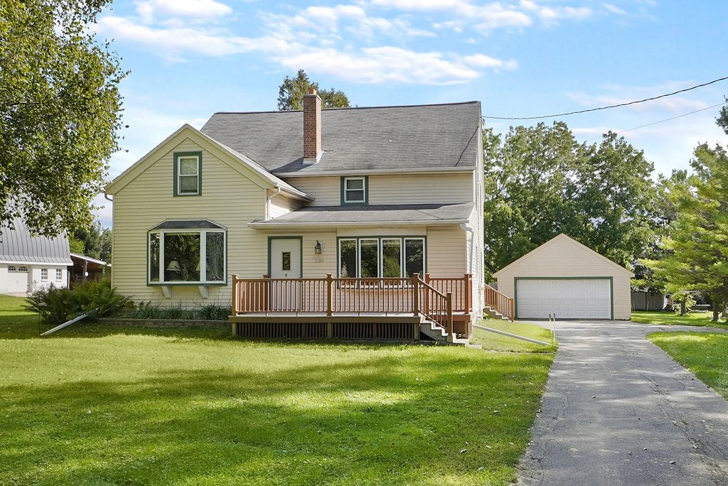 5786 River Rd, Trenton
