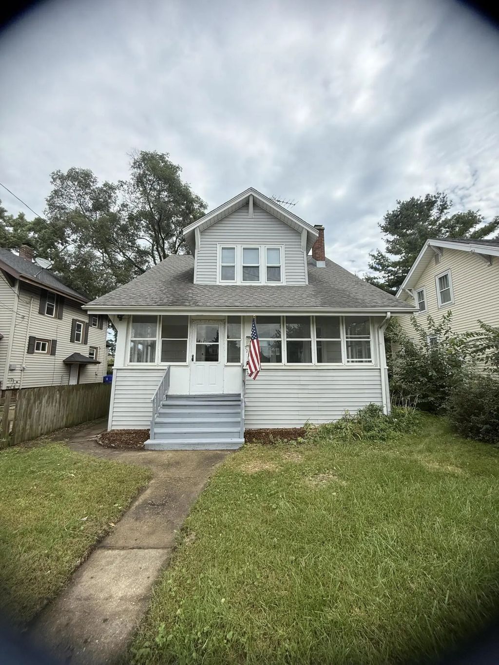 7235 Sheridan Rd, Kenosha
