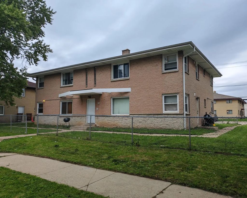 9226 W Sheridan Ave, Milwaukee