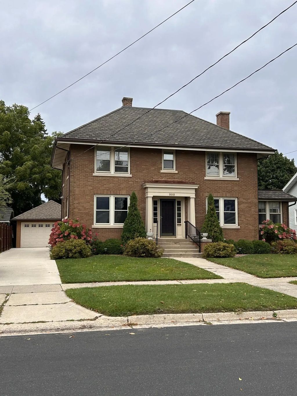 322 W 3rd St, Beaver Dam