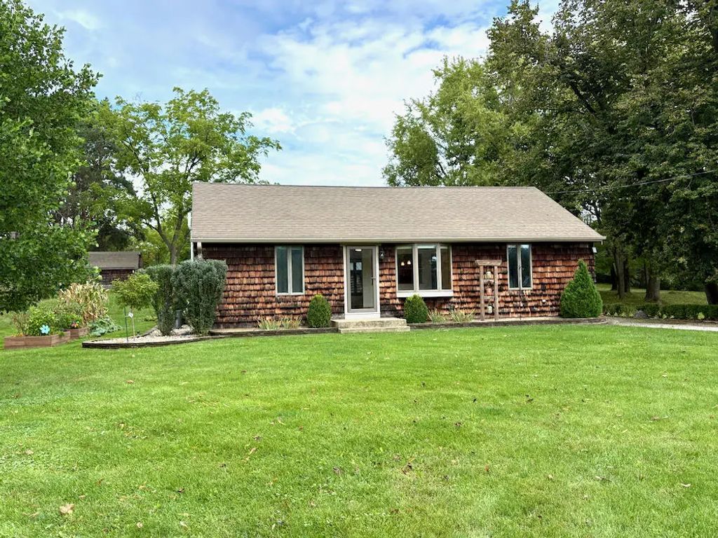 3640 W 7 Mile Rd Raymond -, Caledonia