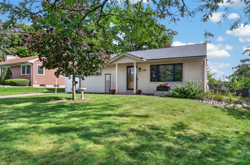4810 76th St, Pleasant Prairie