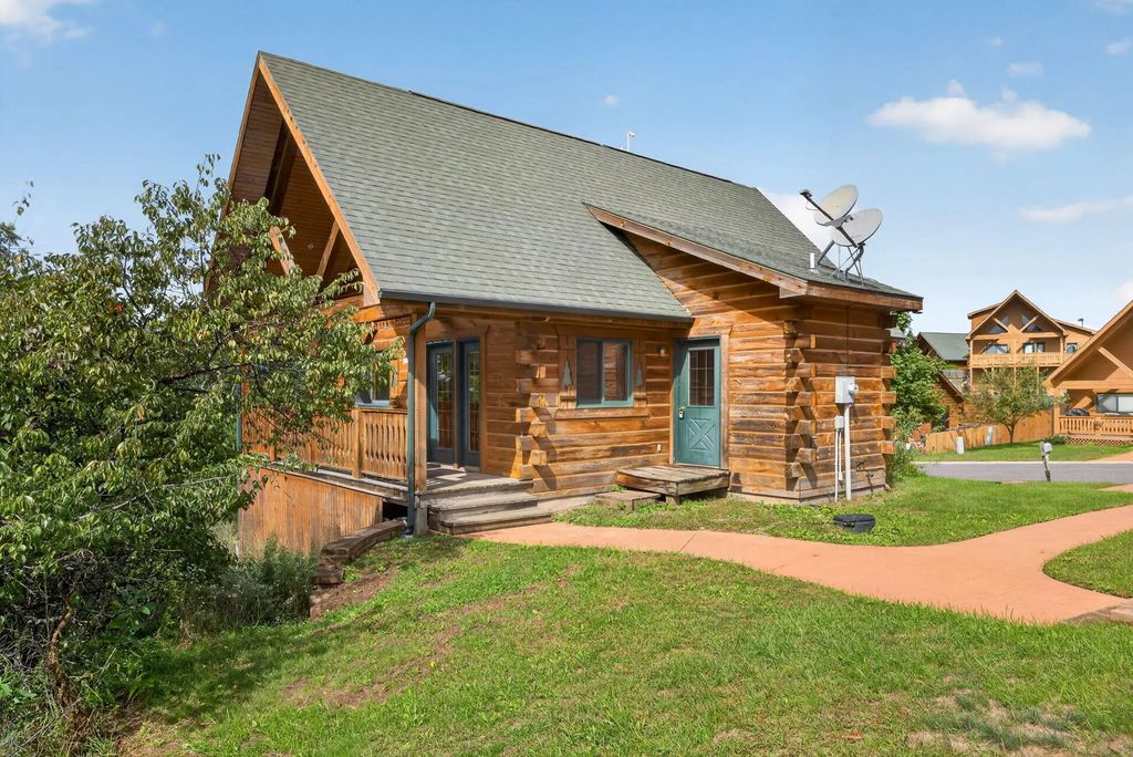 441 Overlook Ct, Warrens