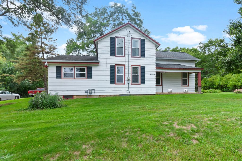 5245 S Martin Rd, New Berlin