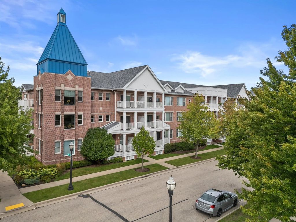 5410 2nd Ave 2a, Kenosha