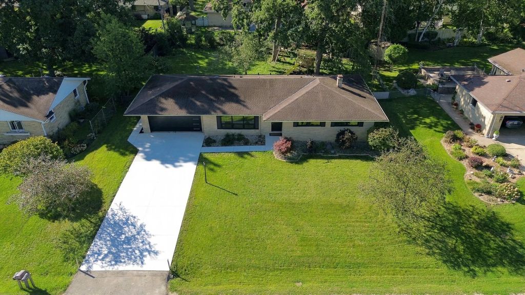 4205 86th Sts, Pleasant Prairie