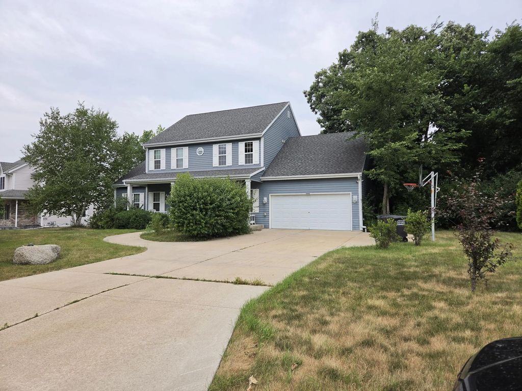 4848 W Woodland Dr, Franklin