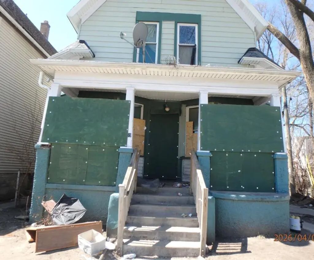 2559 N 27th St, Milwaukee