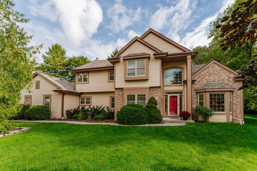 9414 N Pearlette Ln, Brown Deer