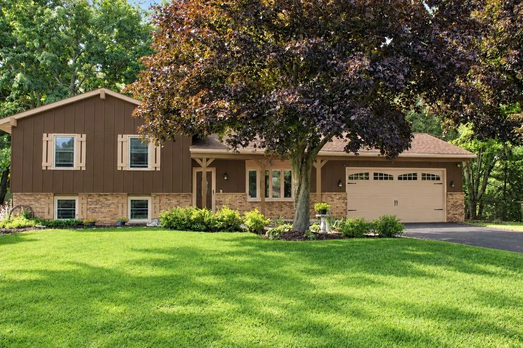 6905 Colt Cir, Barton
