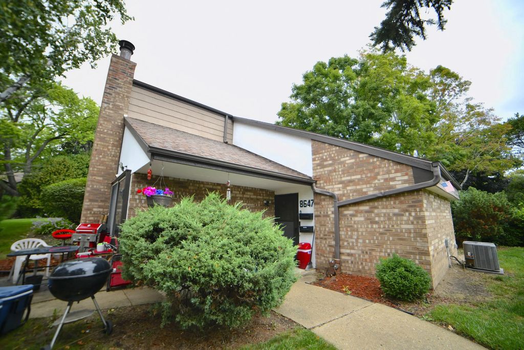 8647 N Servite Dr 111, Milwaukee