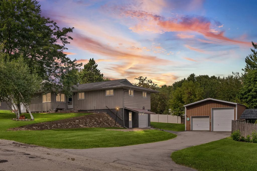 1218 Jefferson Ave, Sparta