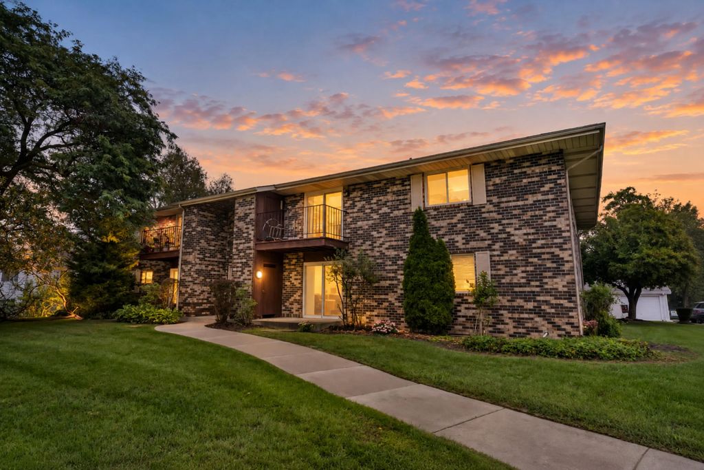 4909 Scotts Way 101, Caledonia