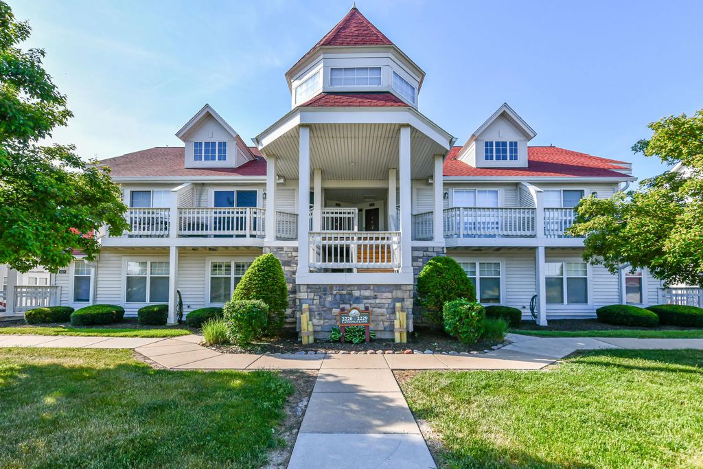 2226 Landings Ln, Delavan
