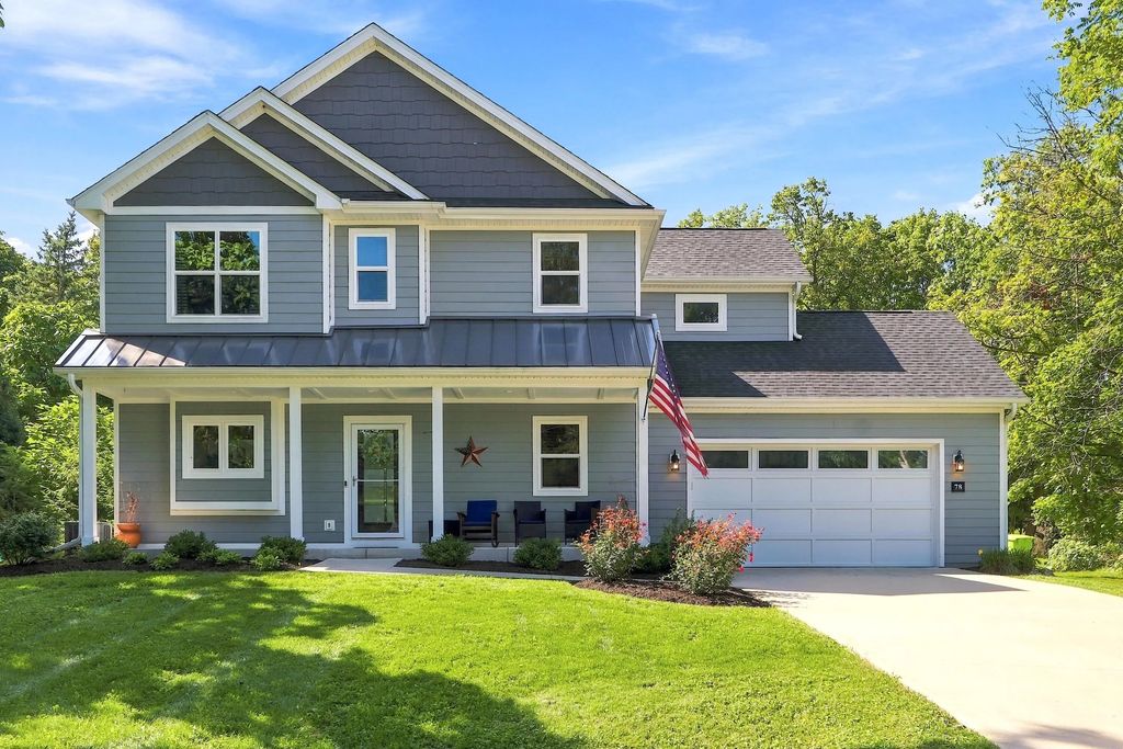 78 Menomonee Rd, Williams Bay