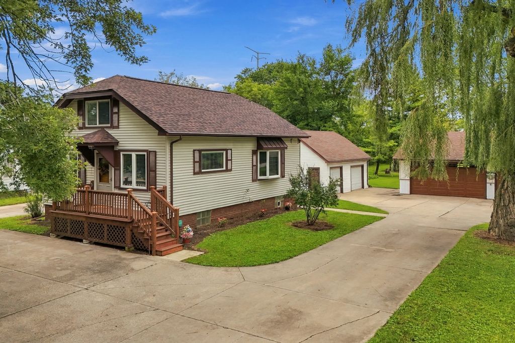 1407 Willow Rd, Mount Pleasant