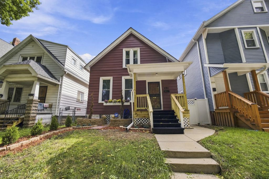 2760 N Booth St, Milwaukee