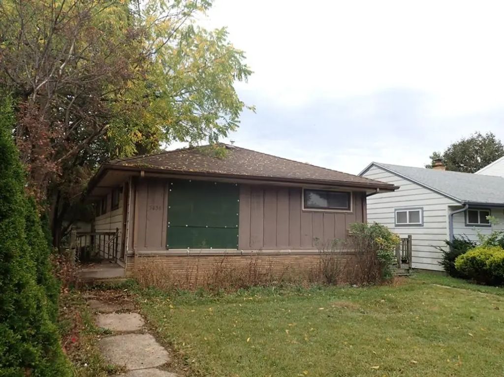5858 N 65th St, Milwaukee