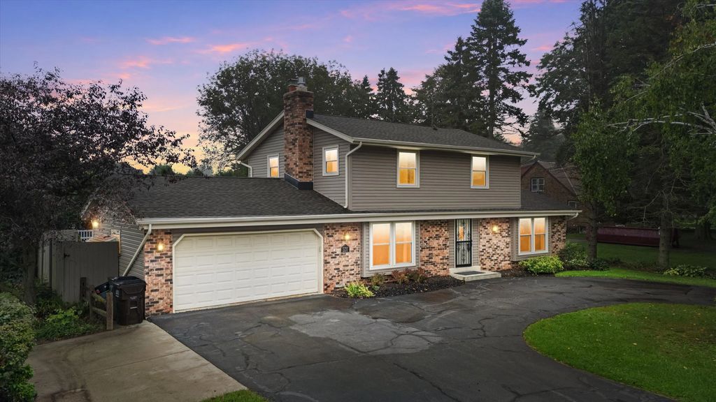 5211 Charles St, Caledonia