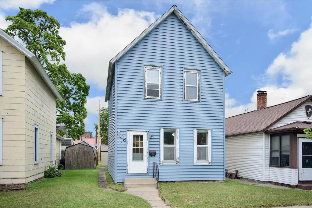 506 7th St E, Winona
