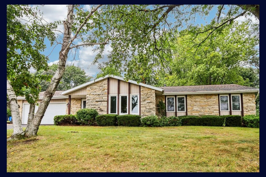 685 Oak Dr, Jefferson
