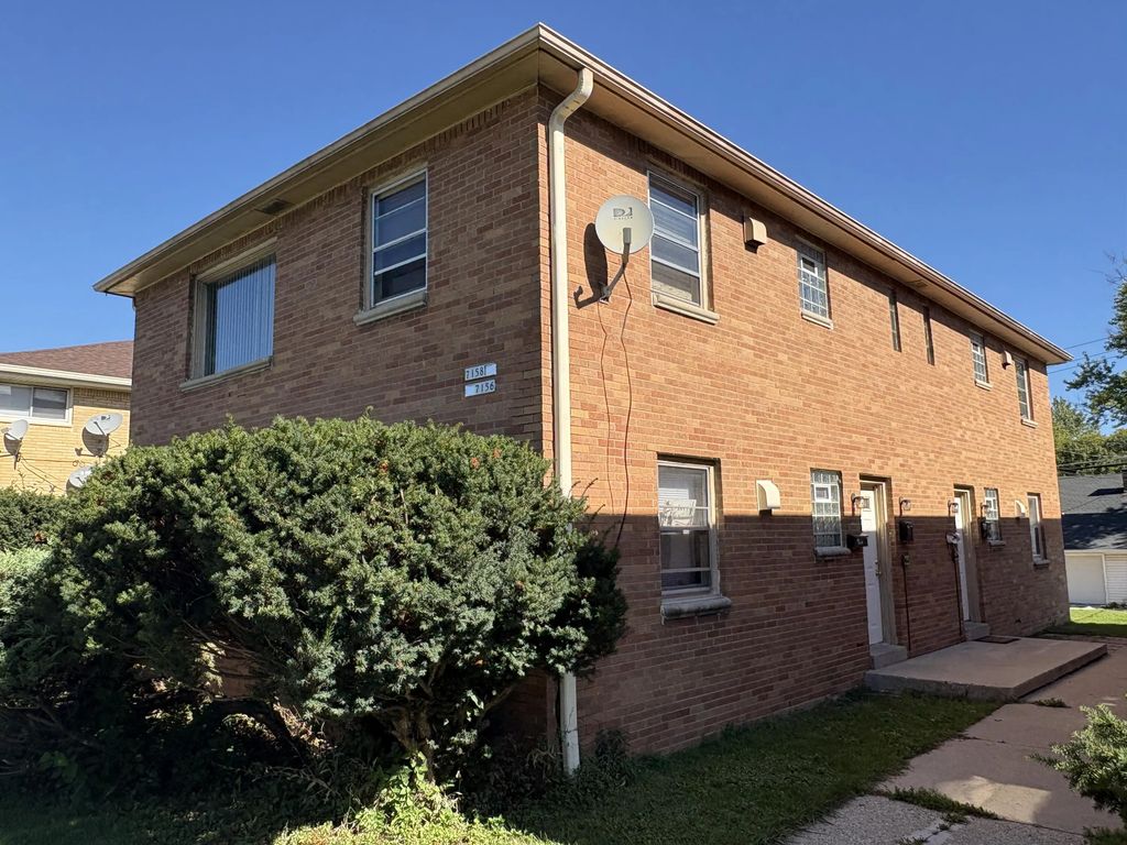 7156 W Appleton Ave 7158, Milwaukee