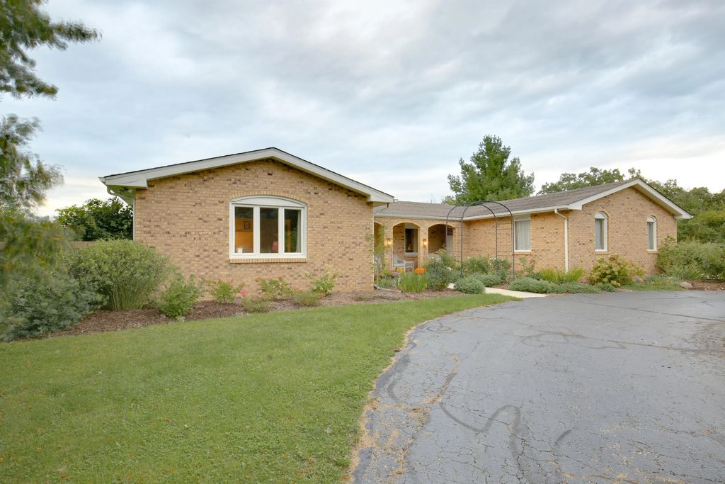 4600 116th St, Pleasant Prairie
