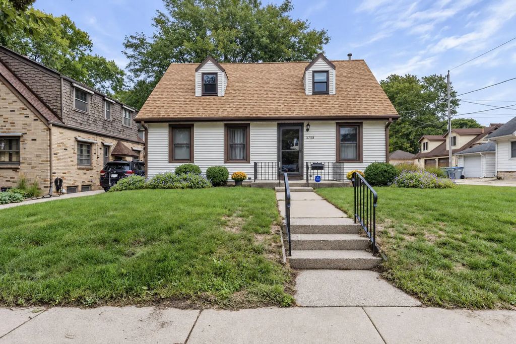 3758 S 3rd St, Milwaukee
