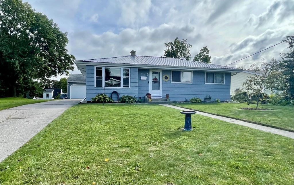 339 Spring St, Sheboygan Falls