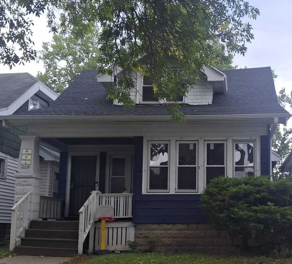 3614 N 11th St, Milwaukee