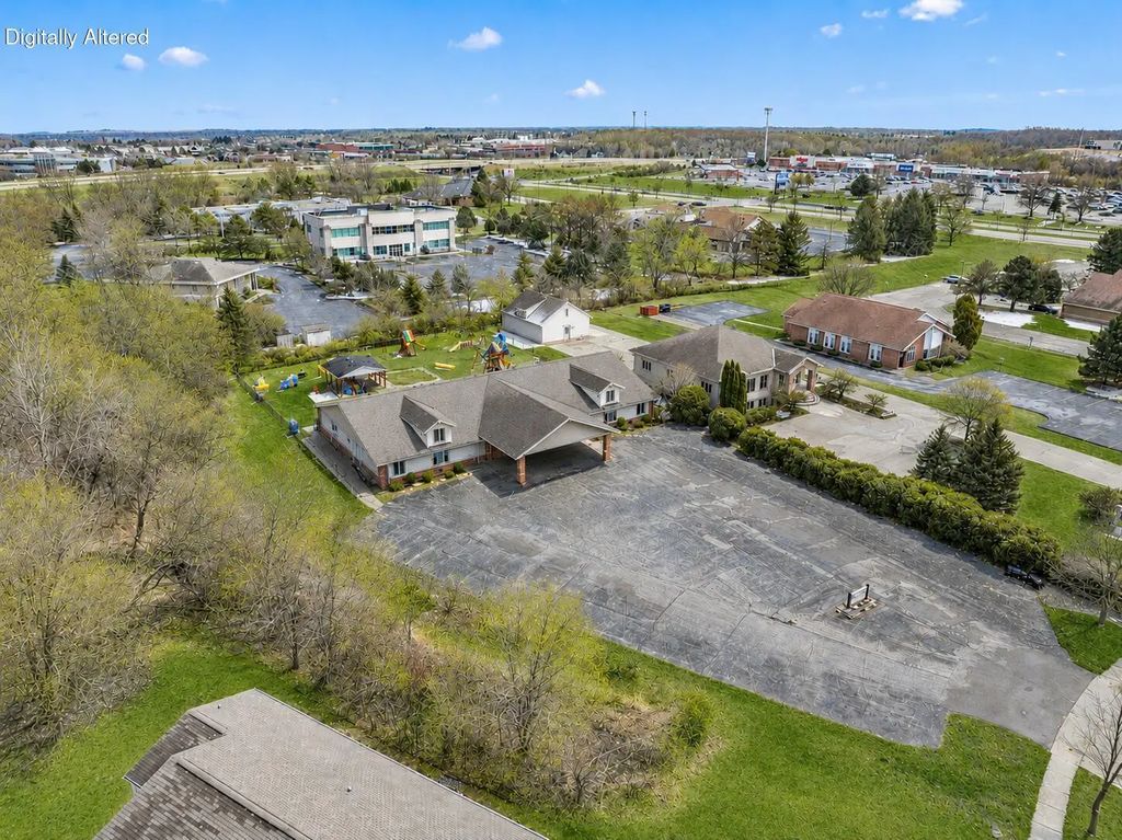 1701 Vogt Dr, West Bend