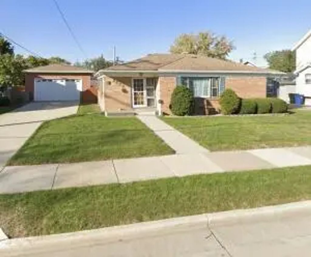 2422 21st St, Racine