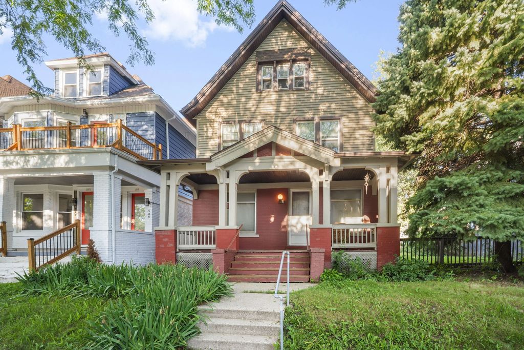 513 N 31st St, Milwaukee