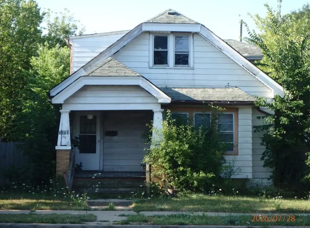3825 W Hampton Ave 3825 A, Milwaukee