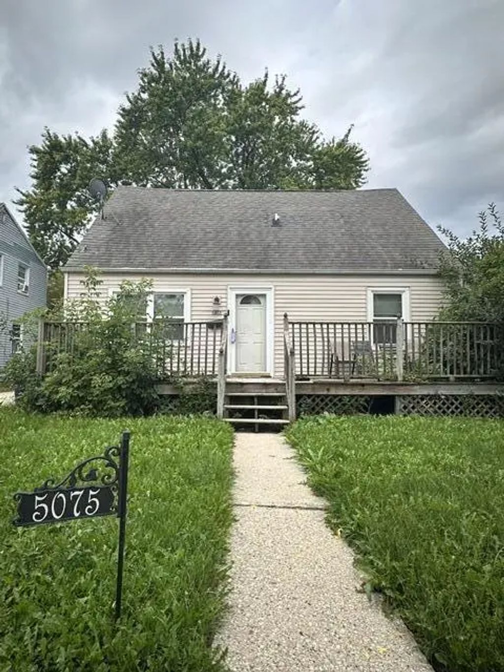 5075 N 56th St, Milwaukee