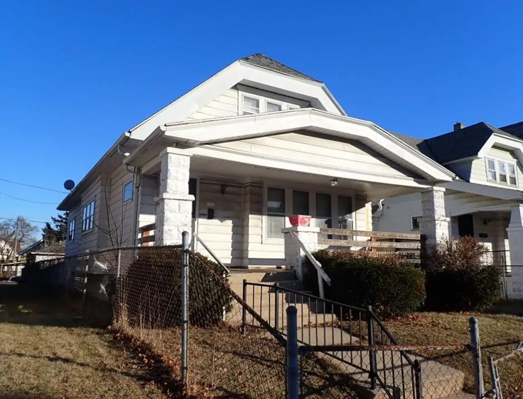 1318 W Ring St, Milwaukee