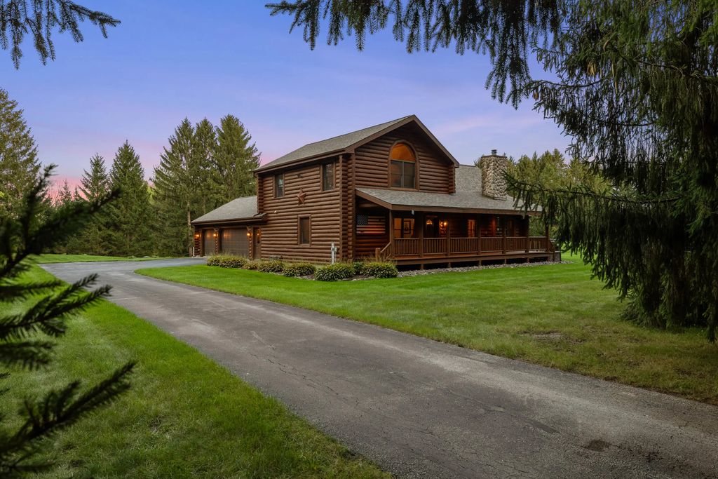 W7274 County Road U -, Mitchell