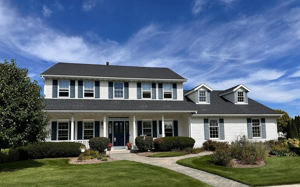 736 Wisconsin Ave, Oostburg