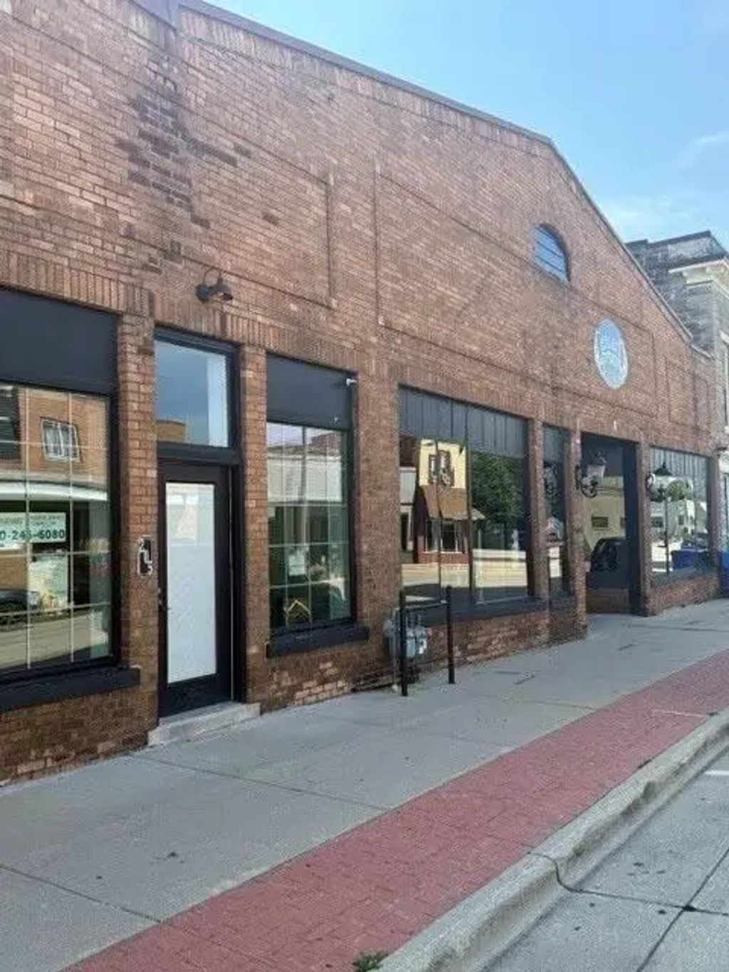 205 S 3rd St, Watertown