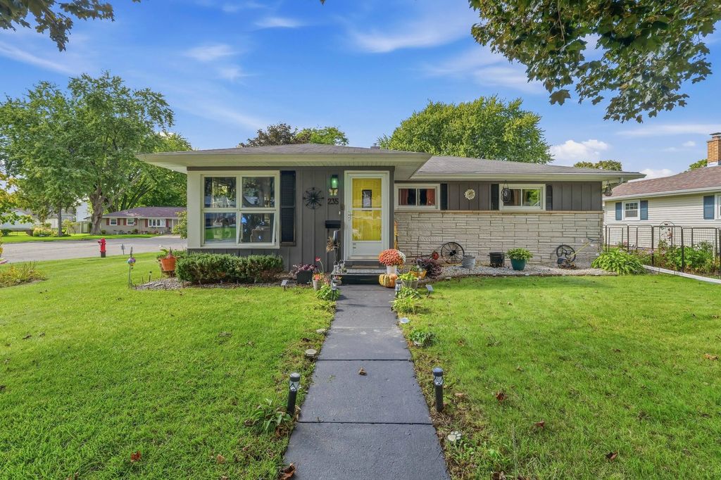 235 Marguerite Ct, Mayville