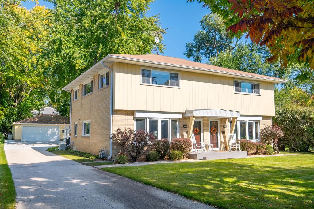 N70w5762- 5764 Bridge Rd, Cedarburg