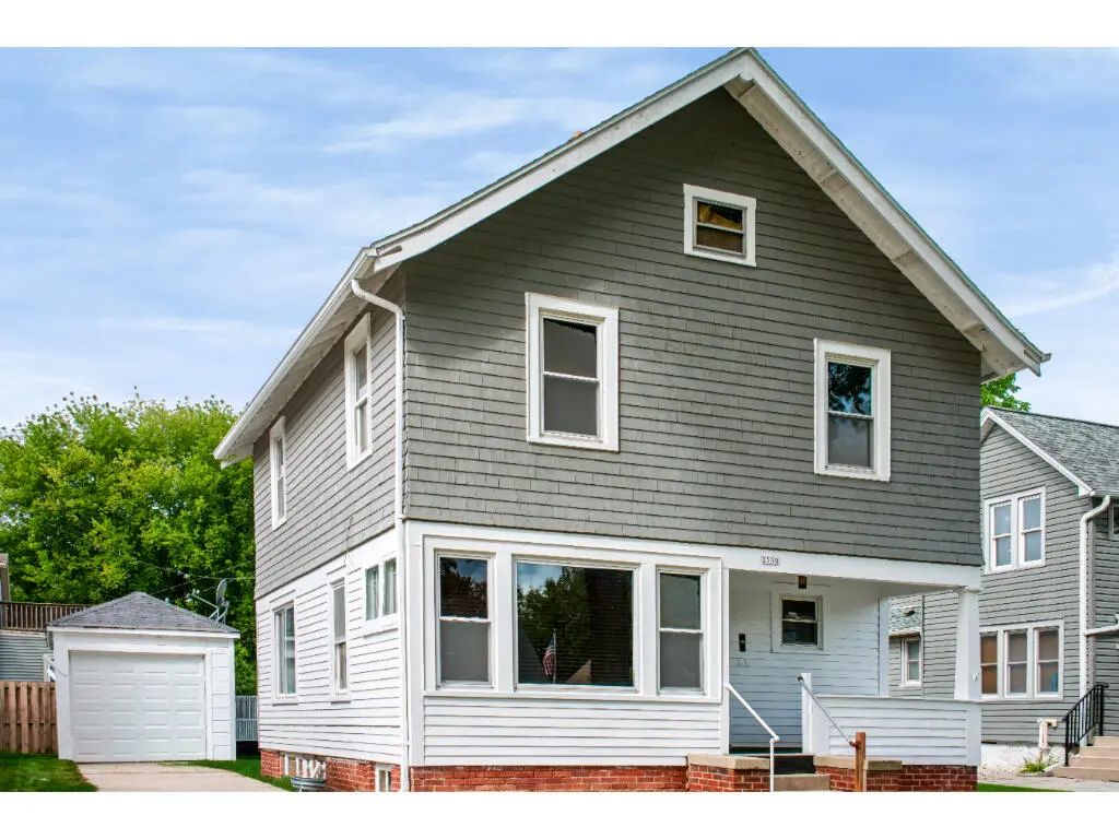 2530 N 8th St, Sheboygan
