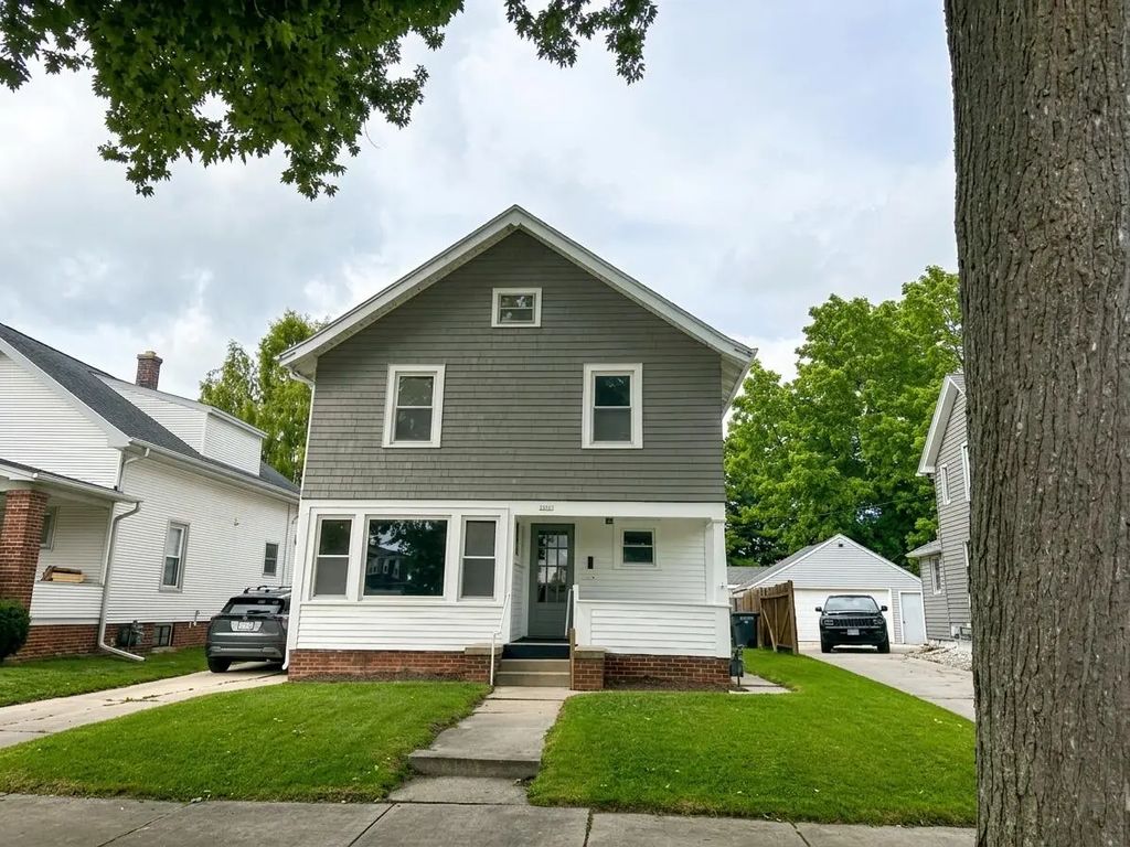 2530 N 8th St, Sheboygan