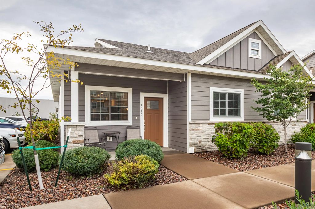 1315 Hagar St, La Crosse